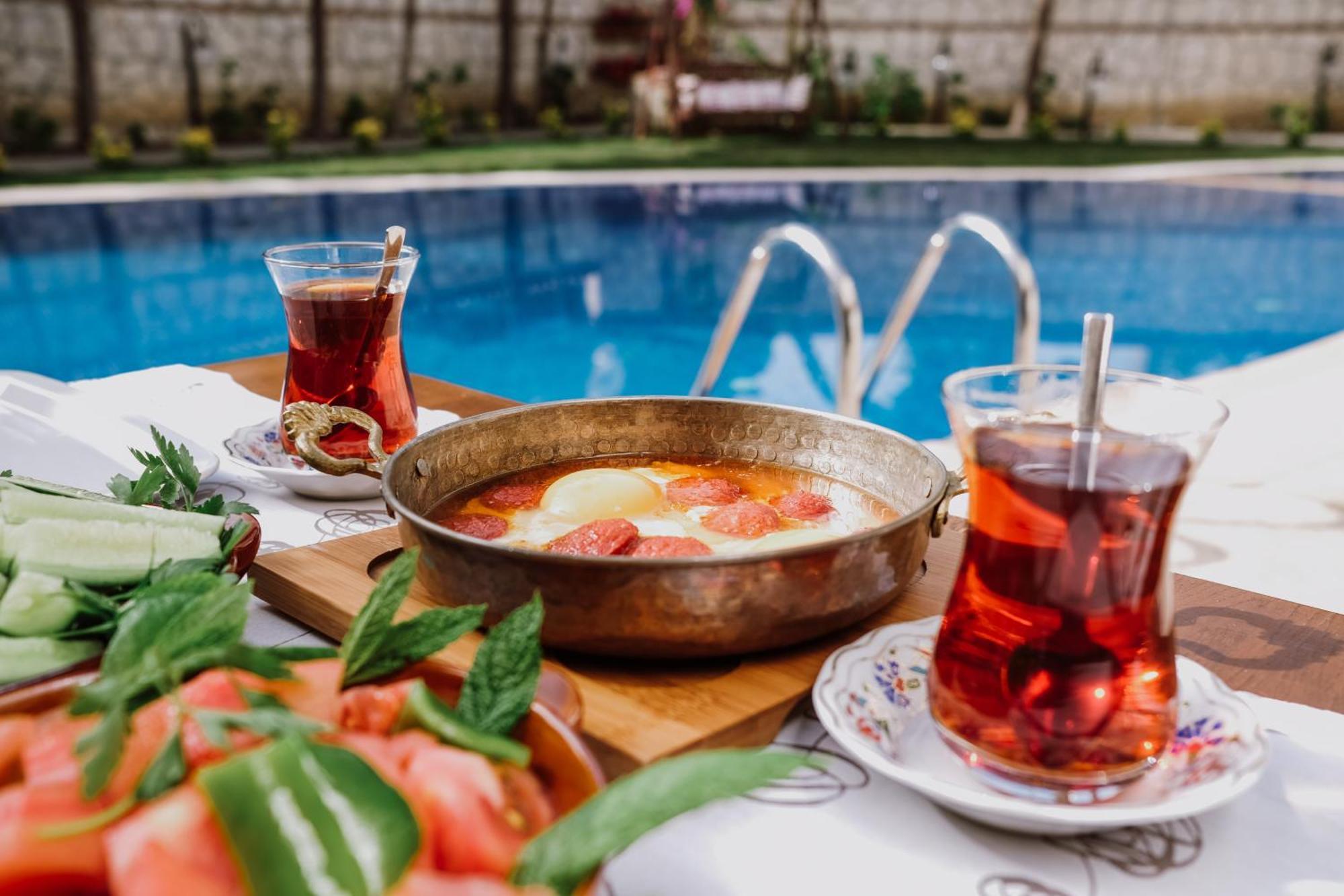 Deruni Ilica Otel 3*